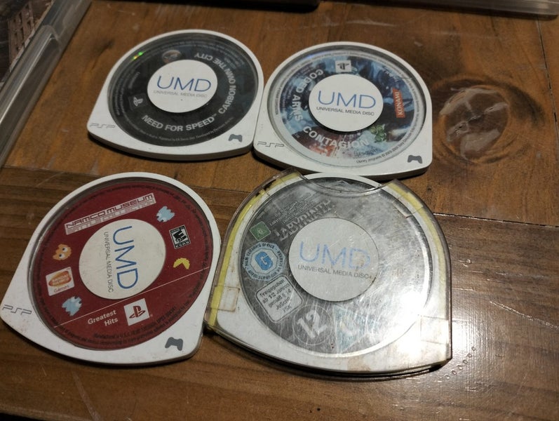 Sony PSP Console + 18 Games + Case + Charger (Faulty – Powers Off Quickly) Carousel 4