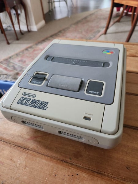Super Nintendo with Street Fighter 2 Carousel 2