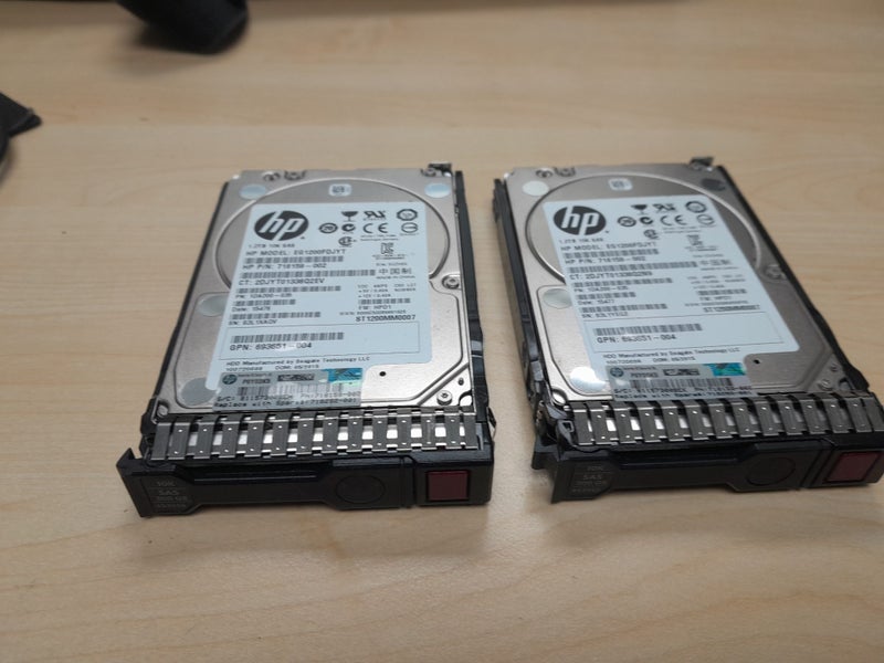 HPE 1.2TB SAS Drive in Caddy Carousel 1