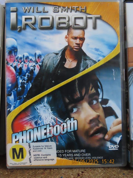 I Robot / Phone booth Carousel 1