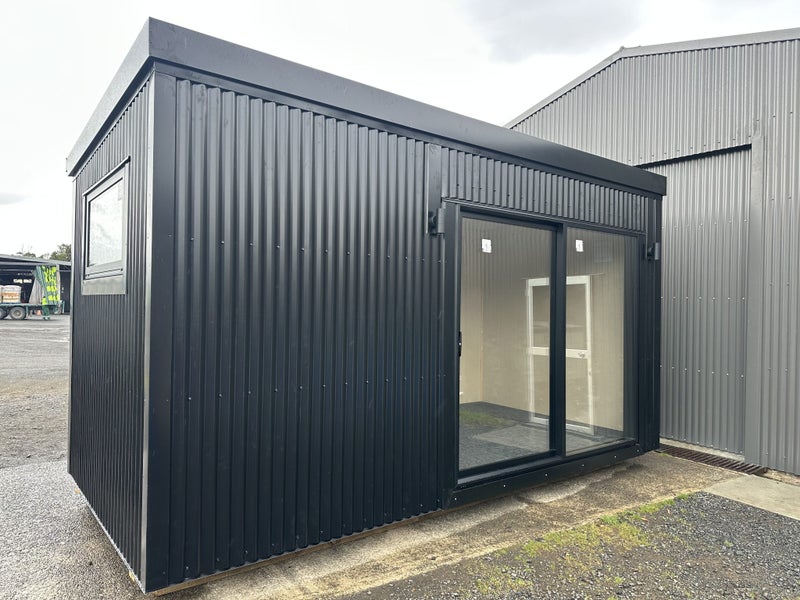 Portable Cabins / Sleepouts 2.4m x 4.8m Carousel 1