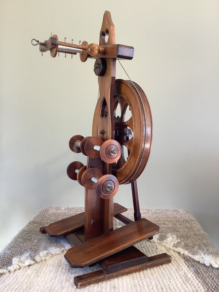 Spinning wheel Carousel 2