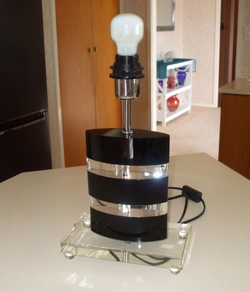 CRYSTAL TABLE LAMP Carousel 1