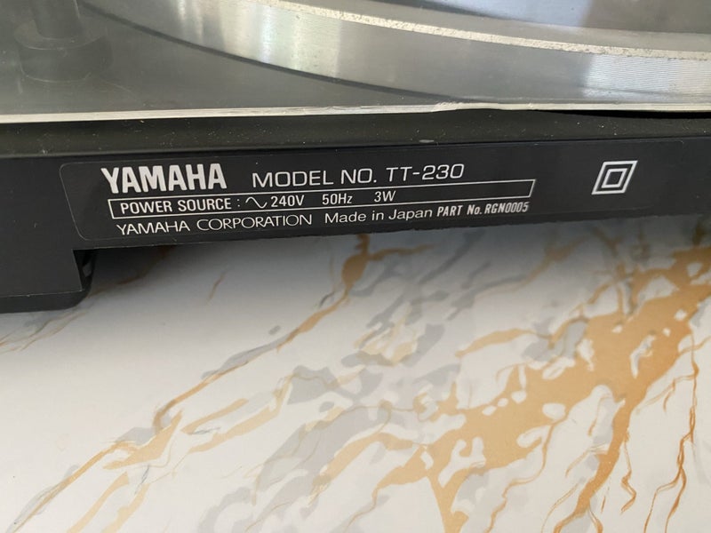 ~$1R Yamaha natural sound stereo turntable TT-230~ Carousel 4