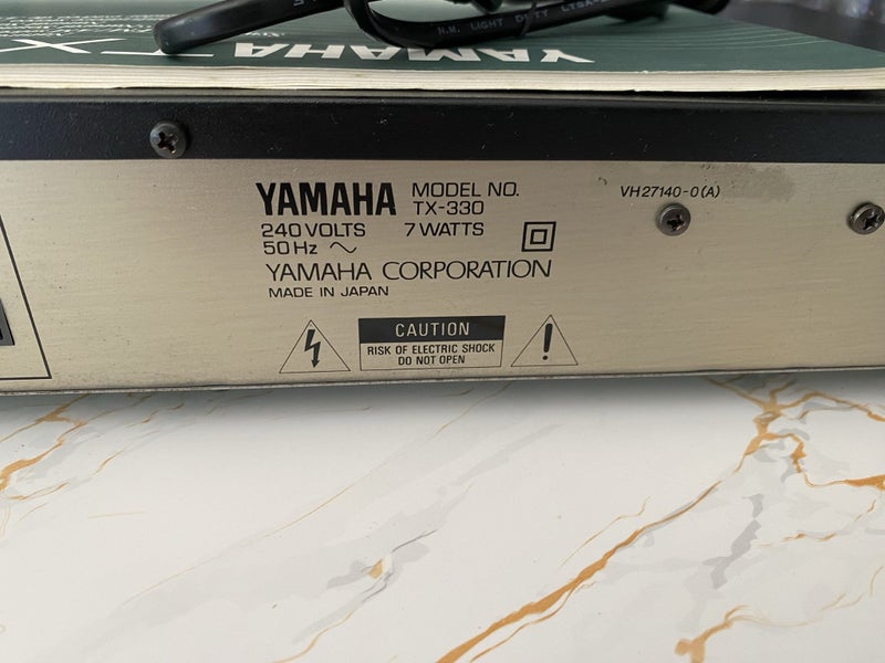 ~$1R Yamaha natural sound AM/FM stereo tuner TX-330~ Carousel 3