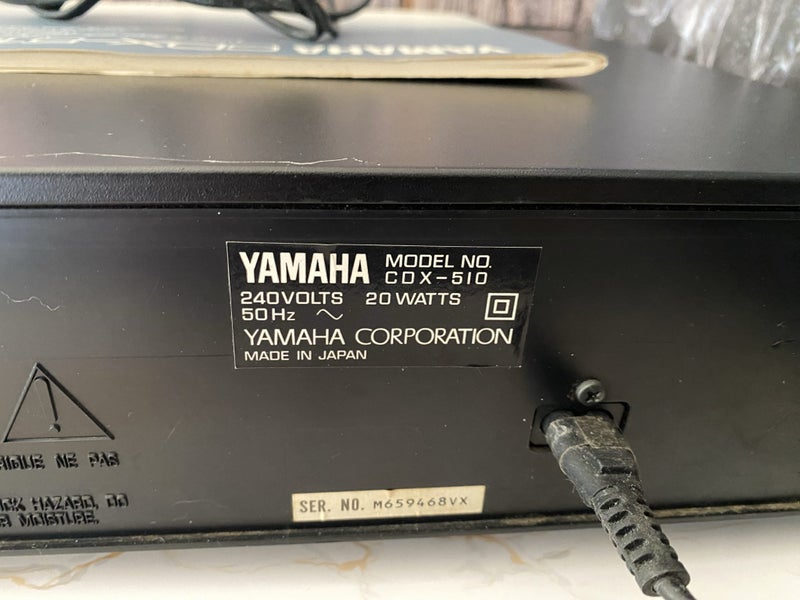 ~$1R Yamaha natural sound compact disc player CDX-510~ Carousel 3