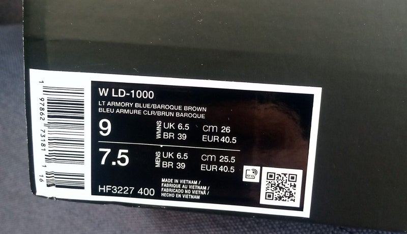 Nike WOMEN'S LD-1000 Shoes. Size 9. Carousel 5