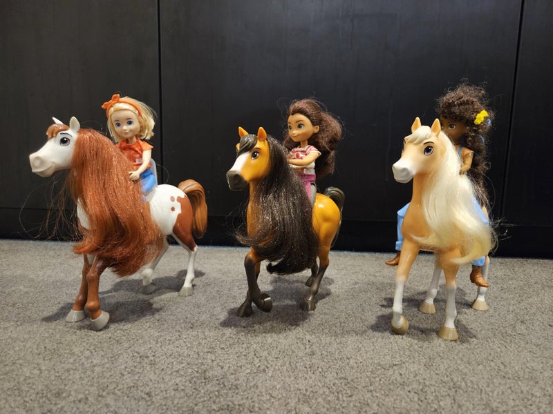 Spirit Riding Free Collection – Lucky, Abigail, Pru & Their Horses! Carousel 8
