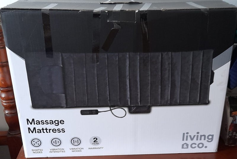 Massage Bed (Living and Co) Carousel 1