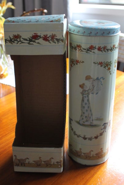 Baby Keepsake Capsule Carousel 2