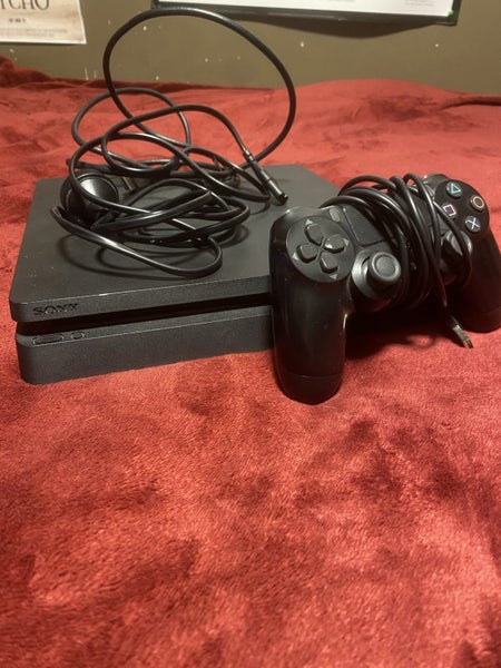 PLAYSTATION 4 SLIM PACK Carousel 3