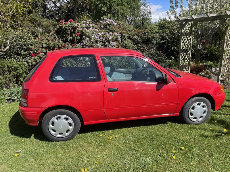 1998 Toyota Starlet F64053209335554110