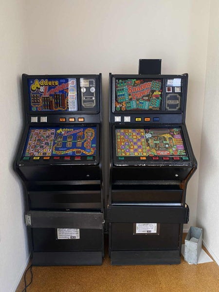 1980's Fruit Machine x2, working condition Carousel 2
