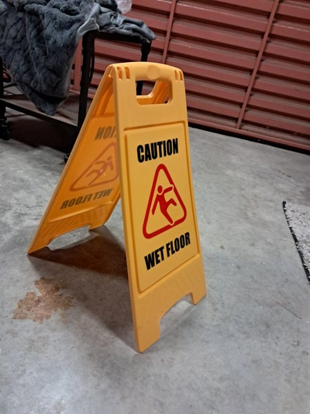 Caution Wet Floor Signage Carousel 3