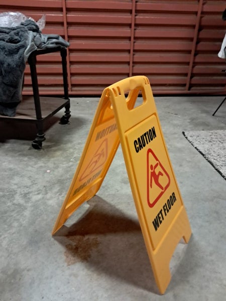 Caution Wet Floor Signage Carousel 1