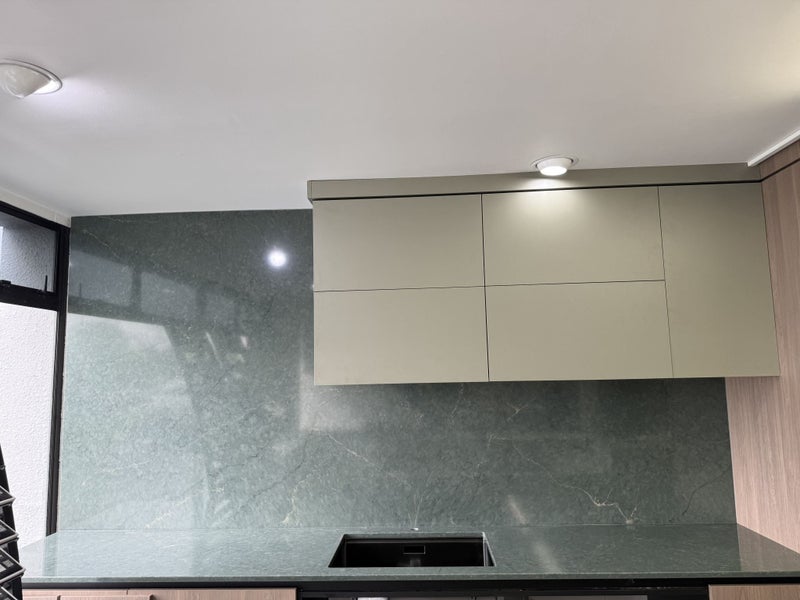 Luxurious Silestone Jardin Emerald ON SALE!!! Carousel 2