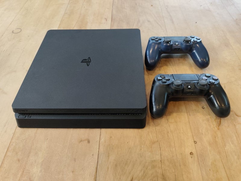 PS4 Playstation, controllers, games Carousel 1
