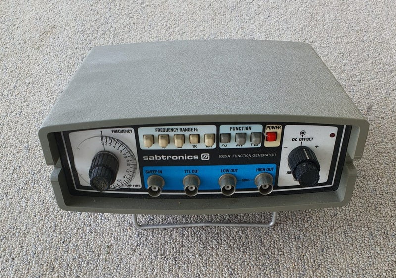 Sabtronics 5020a Function Generator Carousel 2