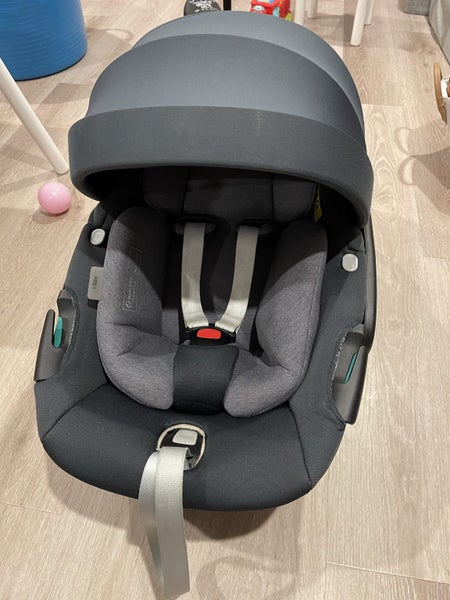 Maxi Cosi Pebble 360 i-Size Carousel 1