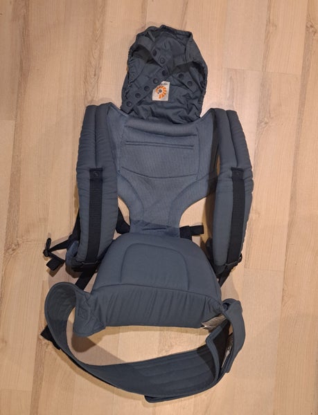 Ergobaby Baby Carrier Carousel 2