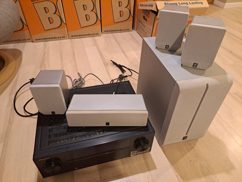 Pioneer home sound system and speakers Carousel 2