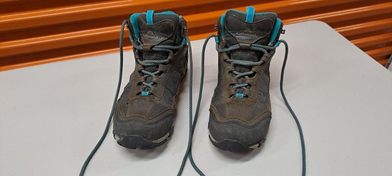 Hiking Boots Carousel 1
