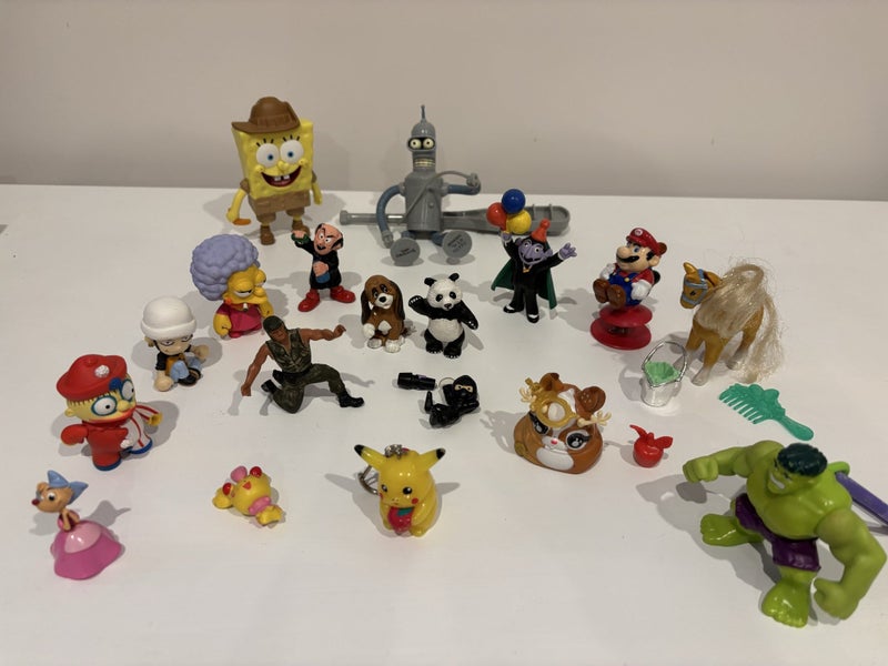 Vintage Toy Figures - bulk lot Carousel 1