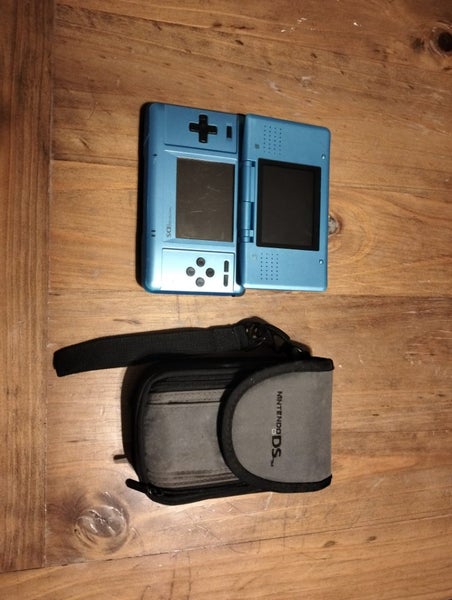 Nintendo DS (Blue) + 7 Games + Case – Untested Carousel 2