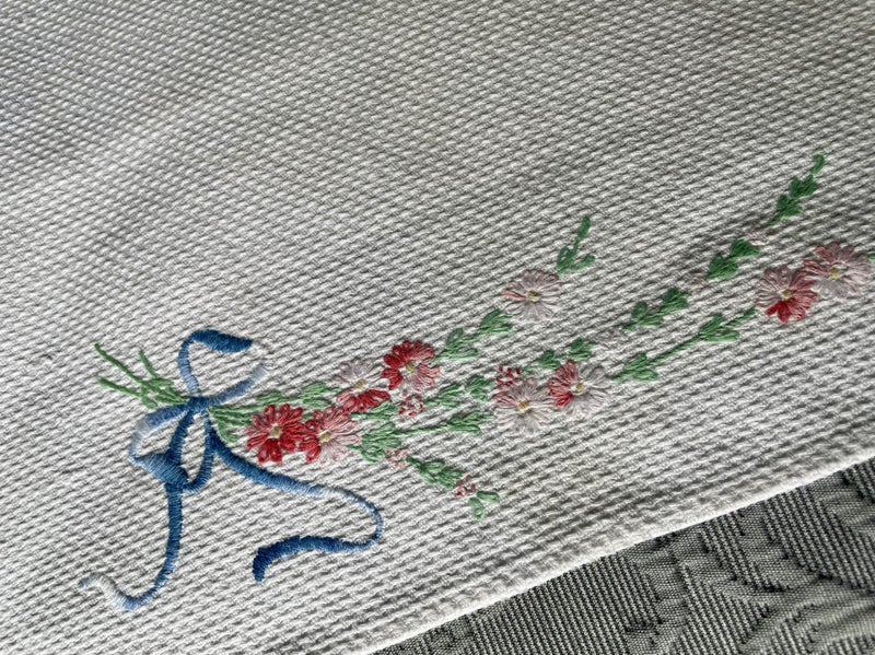 A lovely white huckaback linen embroidered hand towel Carousel 2