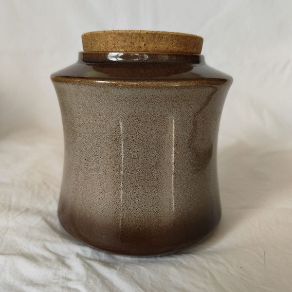 Temuka Cobblestone Medium Canister (SKU F3) Carousel 1