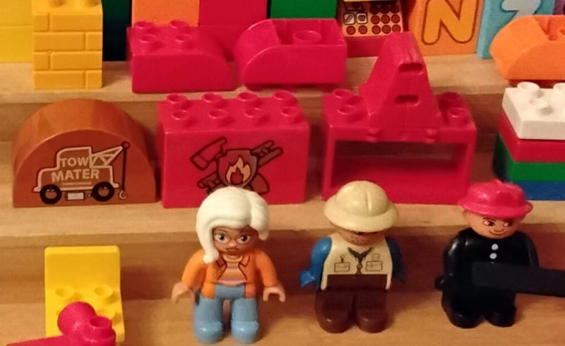 A Great Selection of Duplo Rescue Helicopter & Car & a Wee Car 5 Figures s Carousel 7