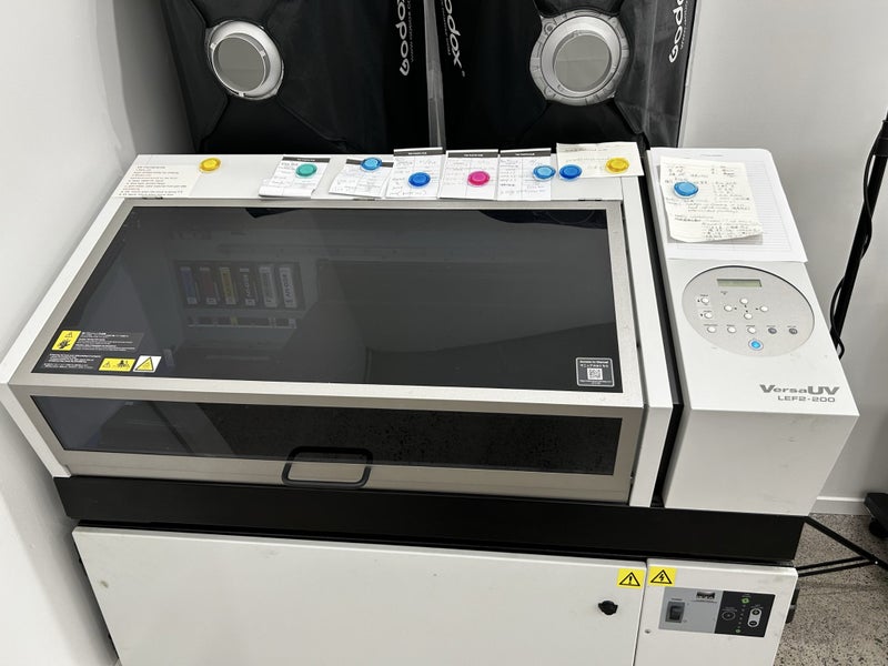 Roland lef2-200 UV printer with filtration unit Carousel 2