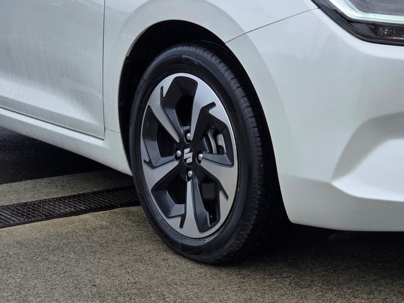 2025 Suzuki Swift RSC Hybrid64062496731266111