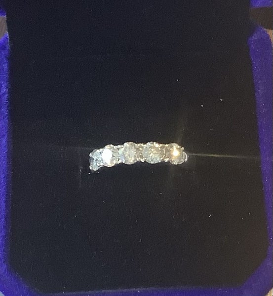 1ct Natural Diamond 18K white gold Ring Carousel 1