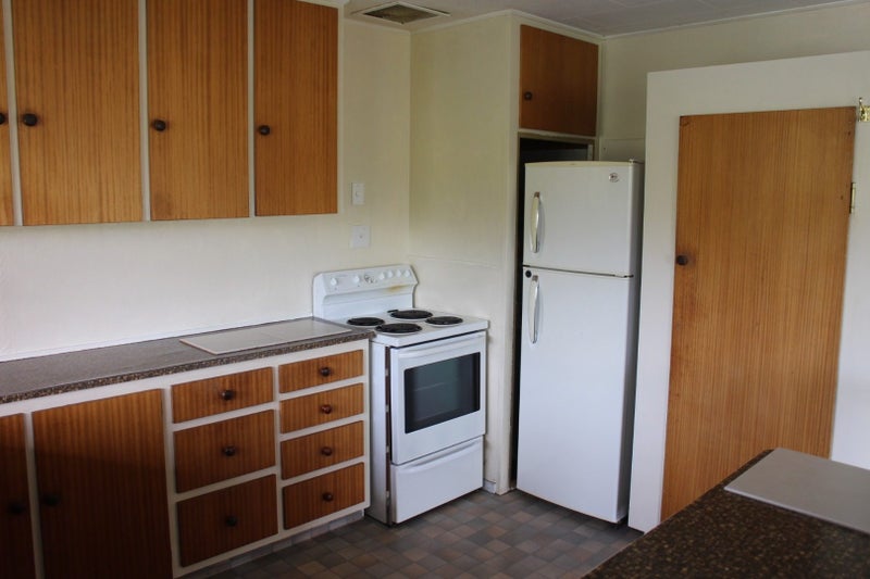 Cromwell, 3 bedrooms64063373353217114