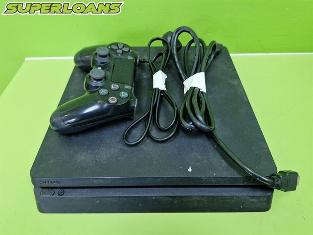 ** 500GB PS4 CONSOLE + CONTROLLER + POWER CORD + HDMI ** Carousel 1