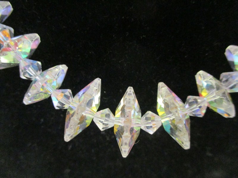 SH 603 - Vintage iridescent Czechoslovakia crystal styled beaded necklace Carousel 1