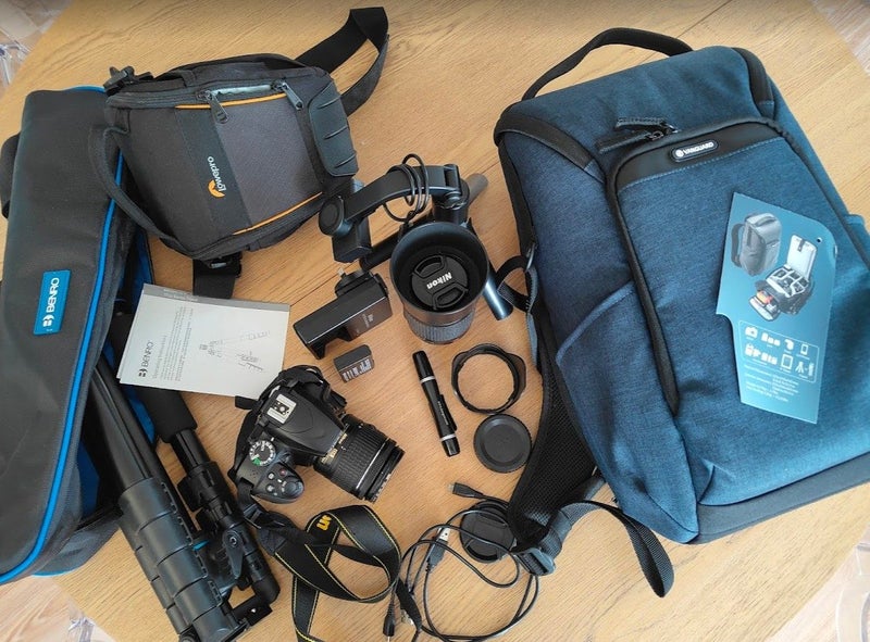 Complete Nikon camera startup kit64064157840258110