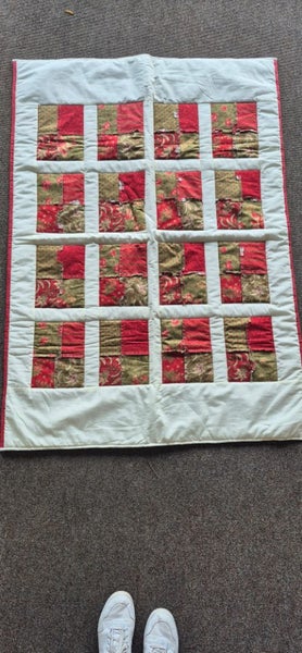 Christmas Fabric Baby Quilt - NEW Carousel 1