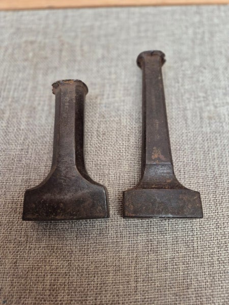 Grooving punches. ¼" and 5/¹6". Carousel 2