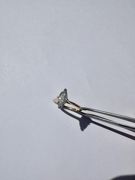 Engagement ring Carousel 2