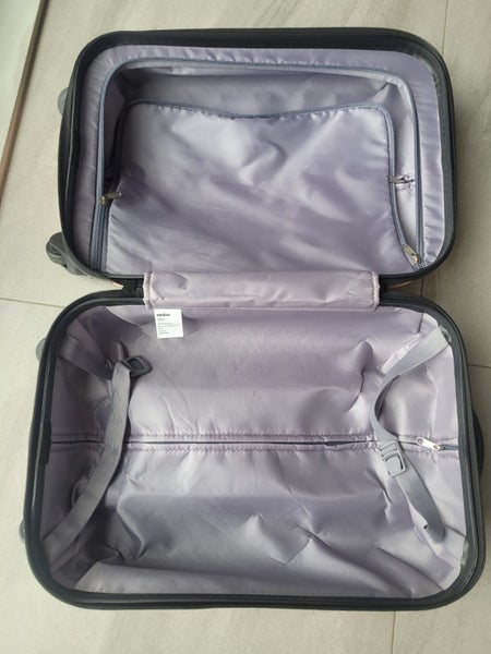 Luggage Hard Case in excl condition Carousel 2