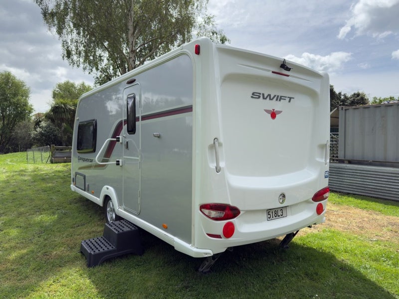 2013 Swift Conqueror 48064065276192771113