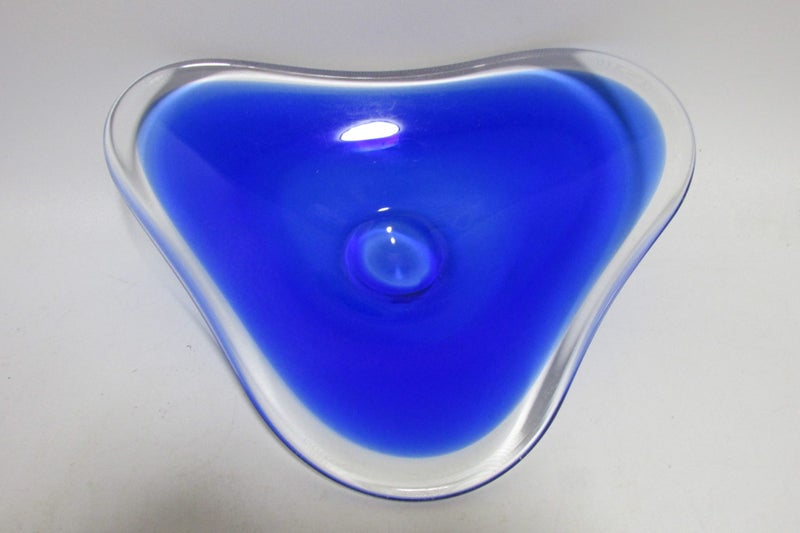 MID CENTURY Coquille Paul Kedelev CASED SWEDISH ART GLASS BOWL Carousel 1