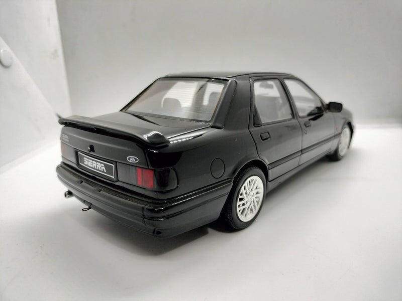 1/18 Ford Sierra RS Cosworth sapphire black Carousel 5