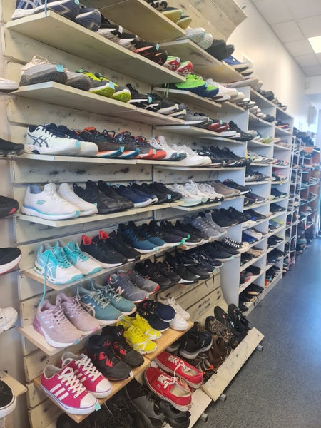 Thrift Store Stock & Setup for Sale Carousel 2