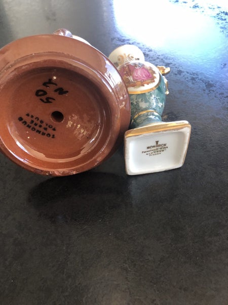 Antique ornaments Carousel 2