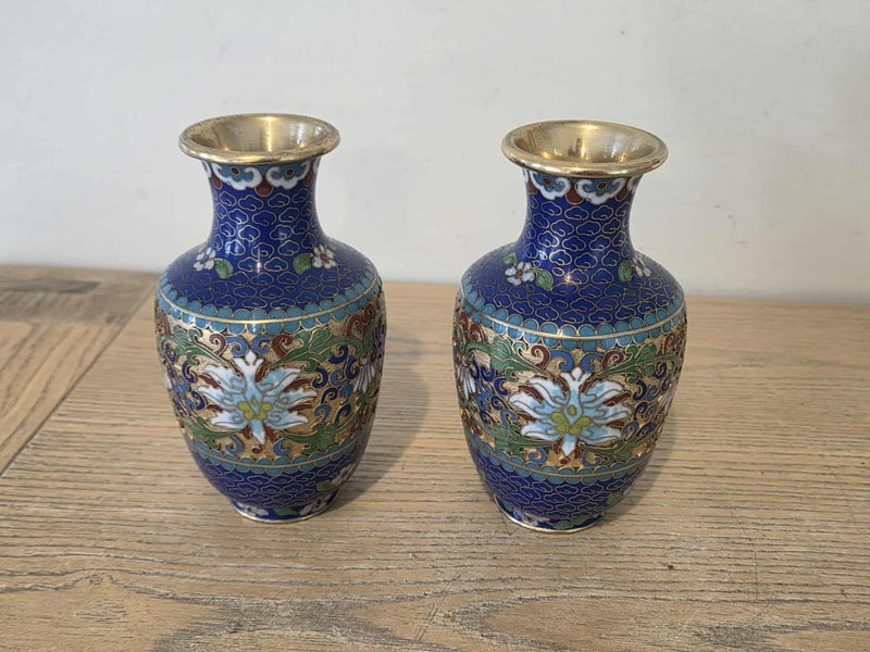 Pair of Small Vintage Oriental Enameled Cloisonné Vases Carousel 2