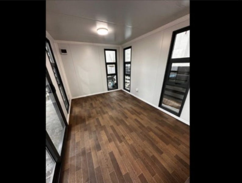 6x3 Portable cabin with kitchenette and ensuite64458325143682111