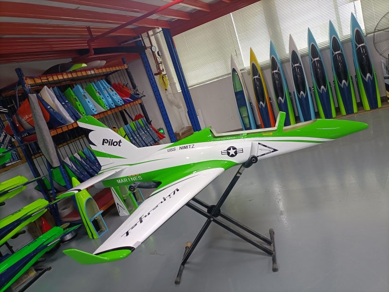 Pilot RC Viperjet 2m Turbine Jet, E/Retracts, Wheels/Brakes, T/Pipe & Tank Carousel 1